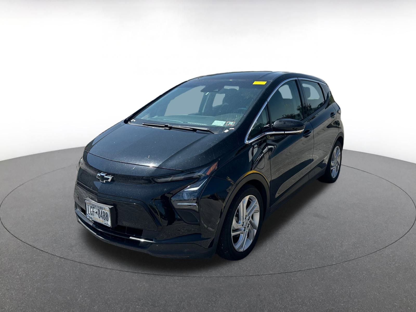 Thumbnail: 2023 Chevrolet Bolt EV - 3