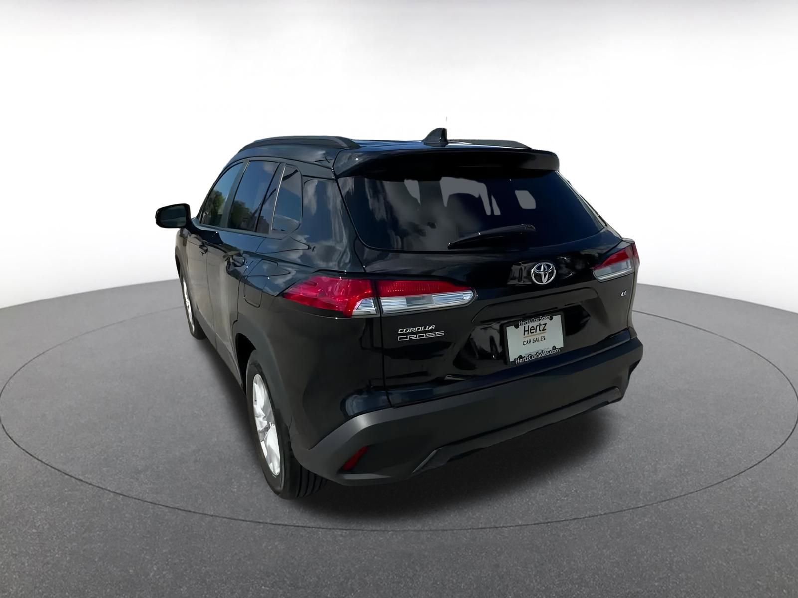 Thumbnail: 2025 Toyota Corolla Cross - 11