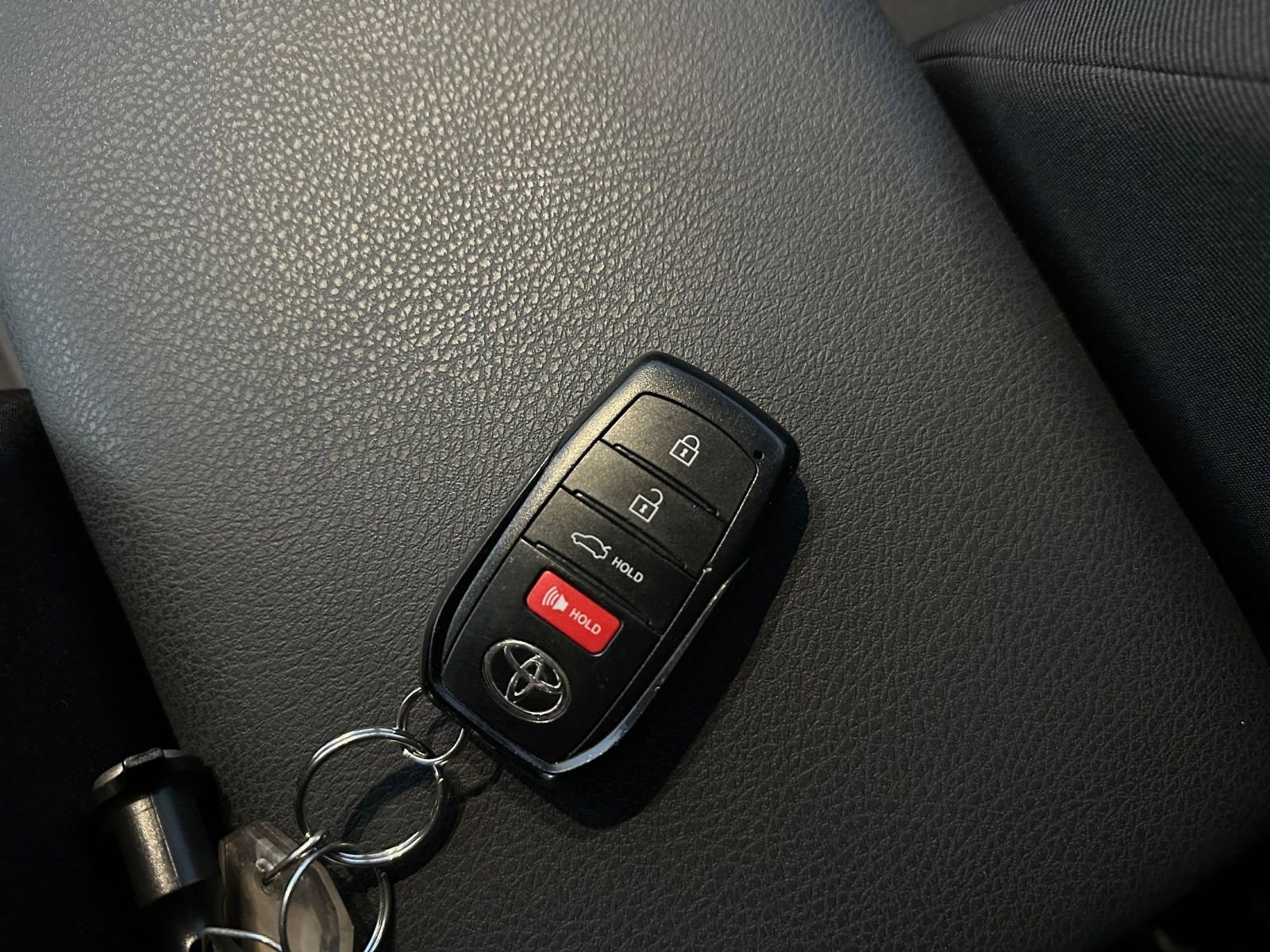 Thumbnail: 2025 Toyota Camry - 22