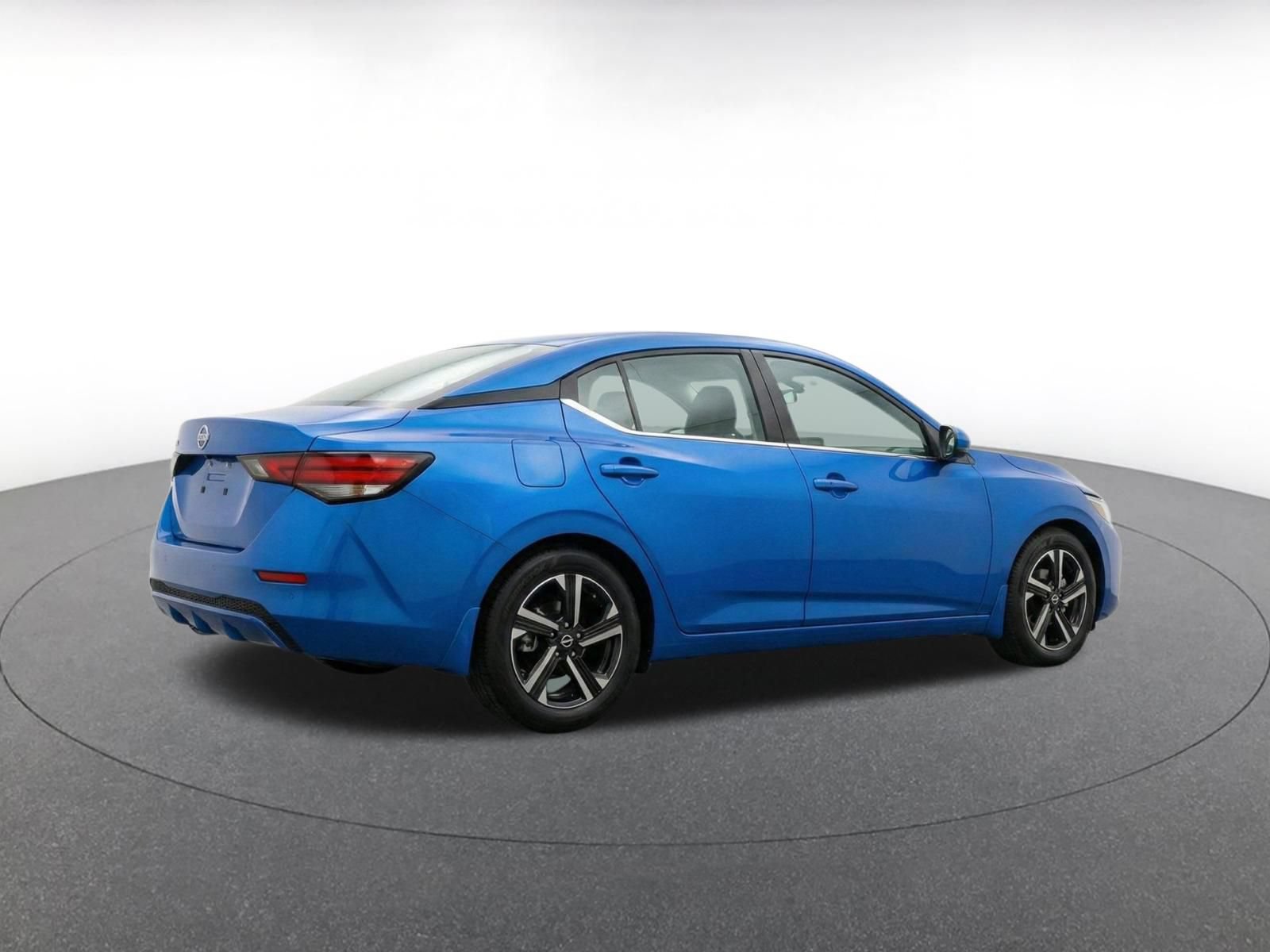 Thumbnail: 2025 Nissan Sentra - 9
