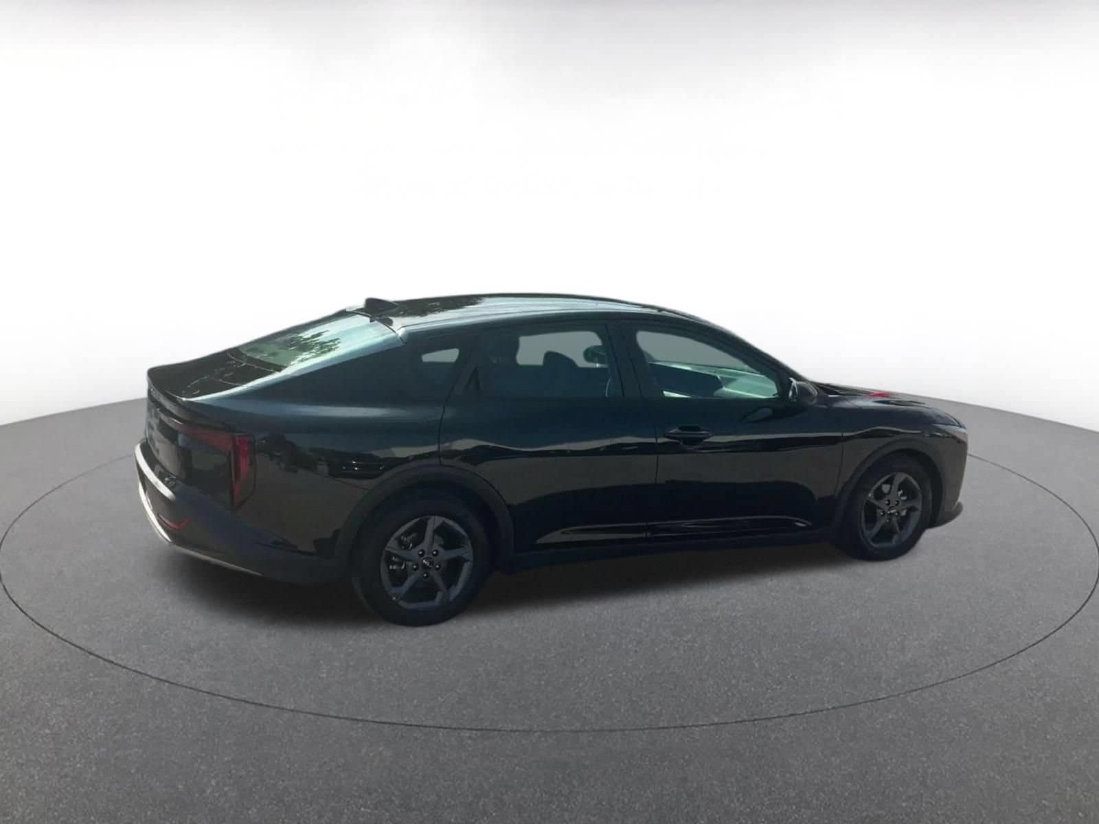 Thumbnail: 2026 Kia K4 - 14