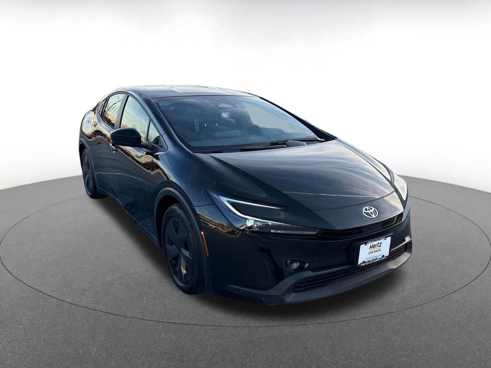 Thumbnail: 2025 Toyota Prius - 1