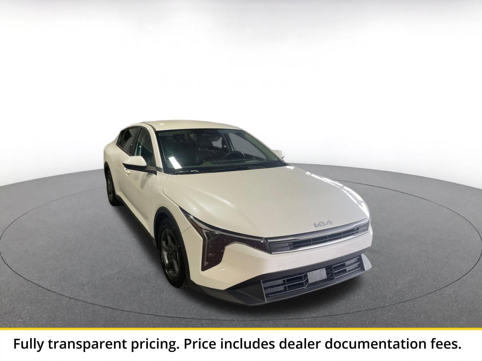 Thumbnail: 2025 Kia K4 - 1