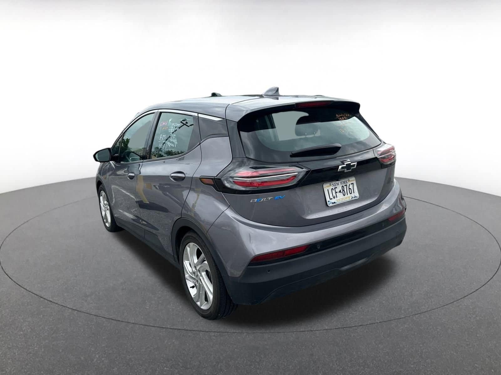 Thumbnail: 2023 Chevrolet Bolt EV - 4