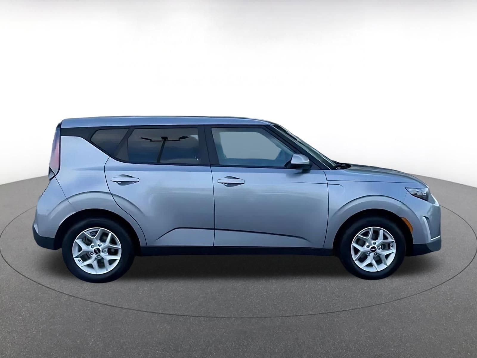 Thumbnail: 2025 Kia Soul - 16