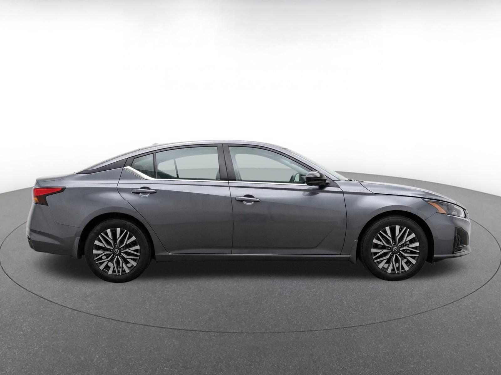 Thumbnail: 2026 Nissan Altima - 10