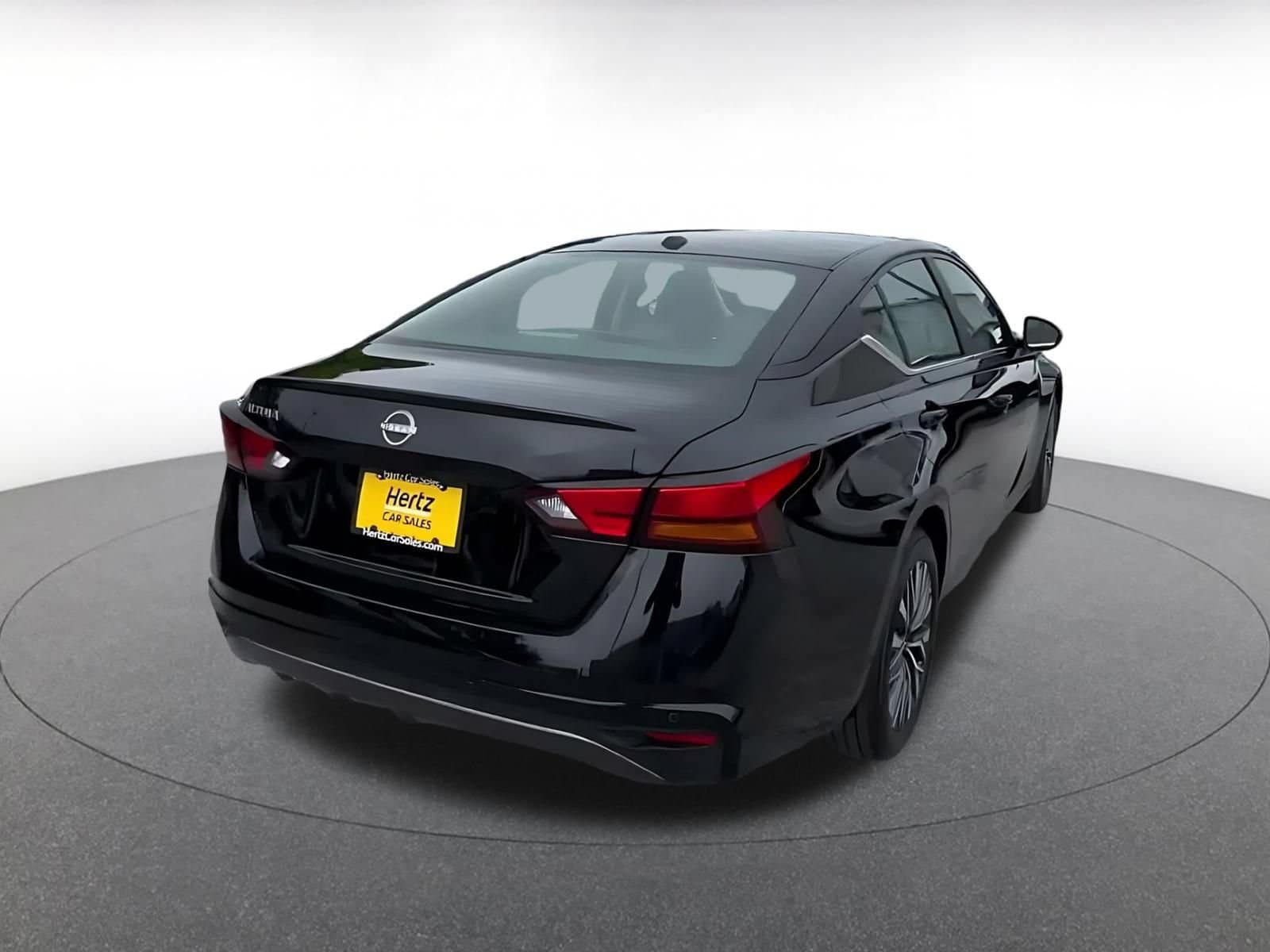 Thumbnail: 2026 Nissan Altima - 14