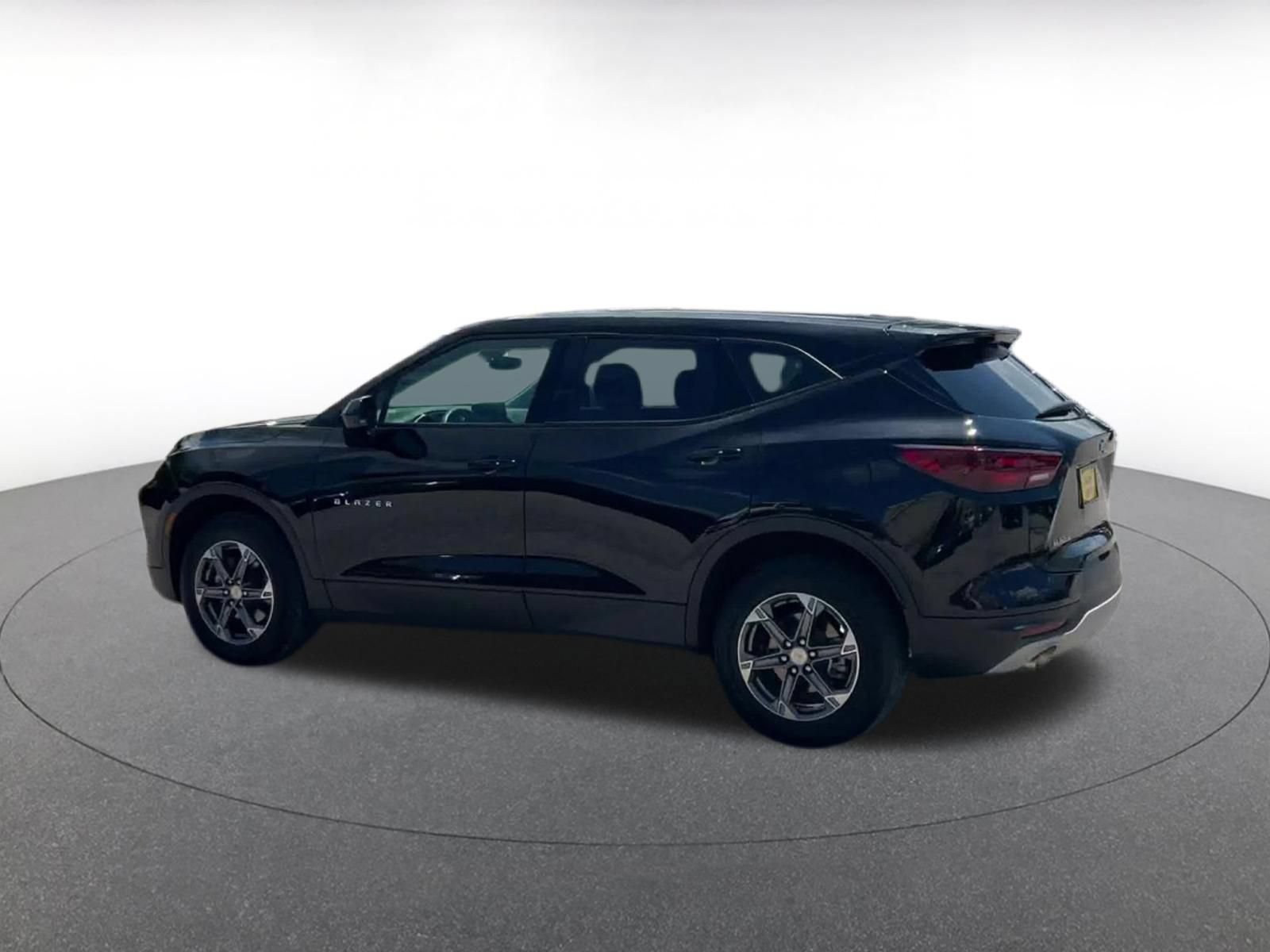 Thumbnail: 2025 Chevrolet Blazer - 10