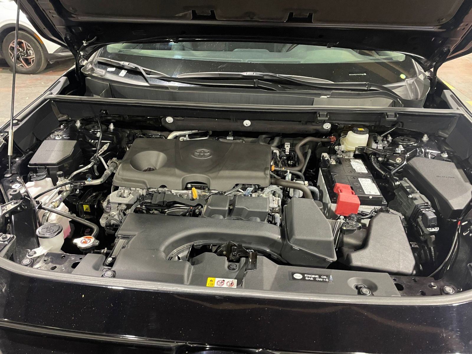 Thumbnail: 2025 Toyota RAV4 - 32