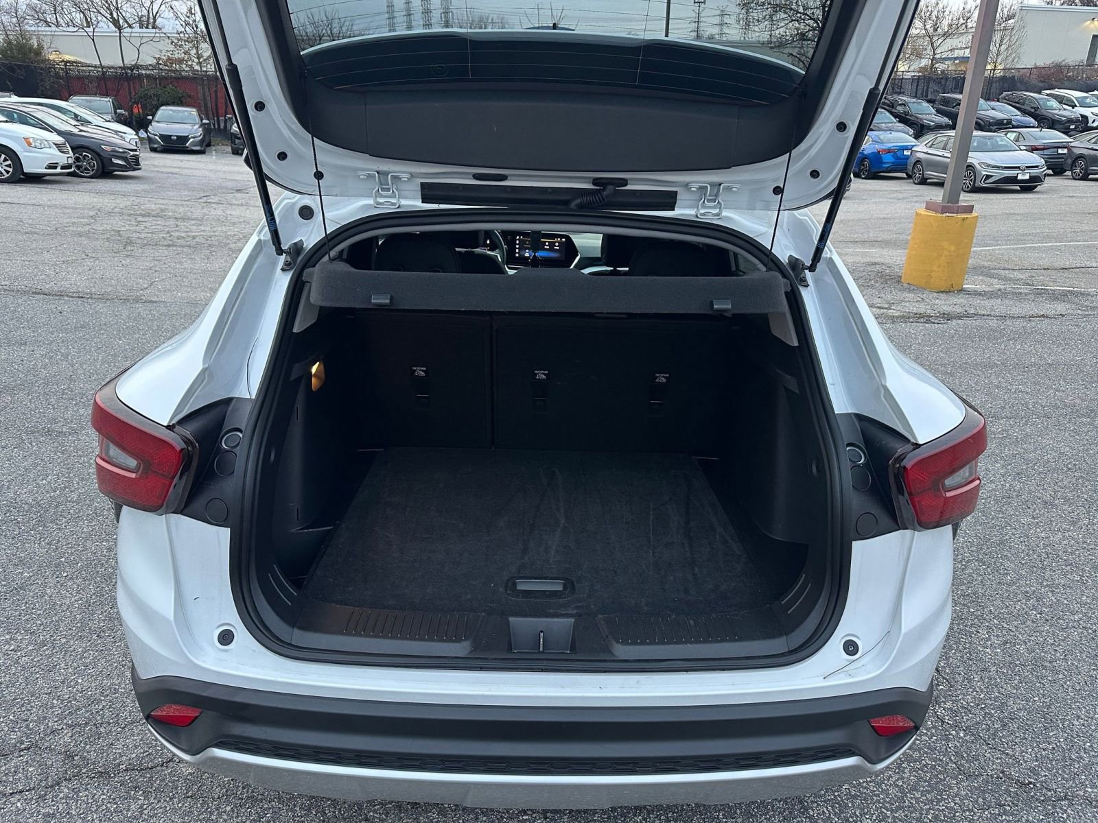 Thumbnail: 2025 Chevrolet Trax - 29