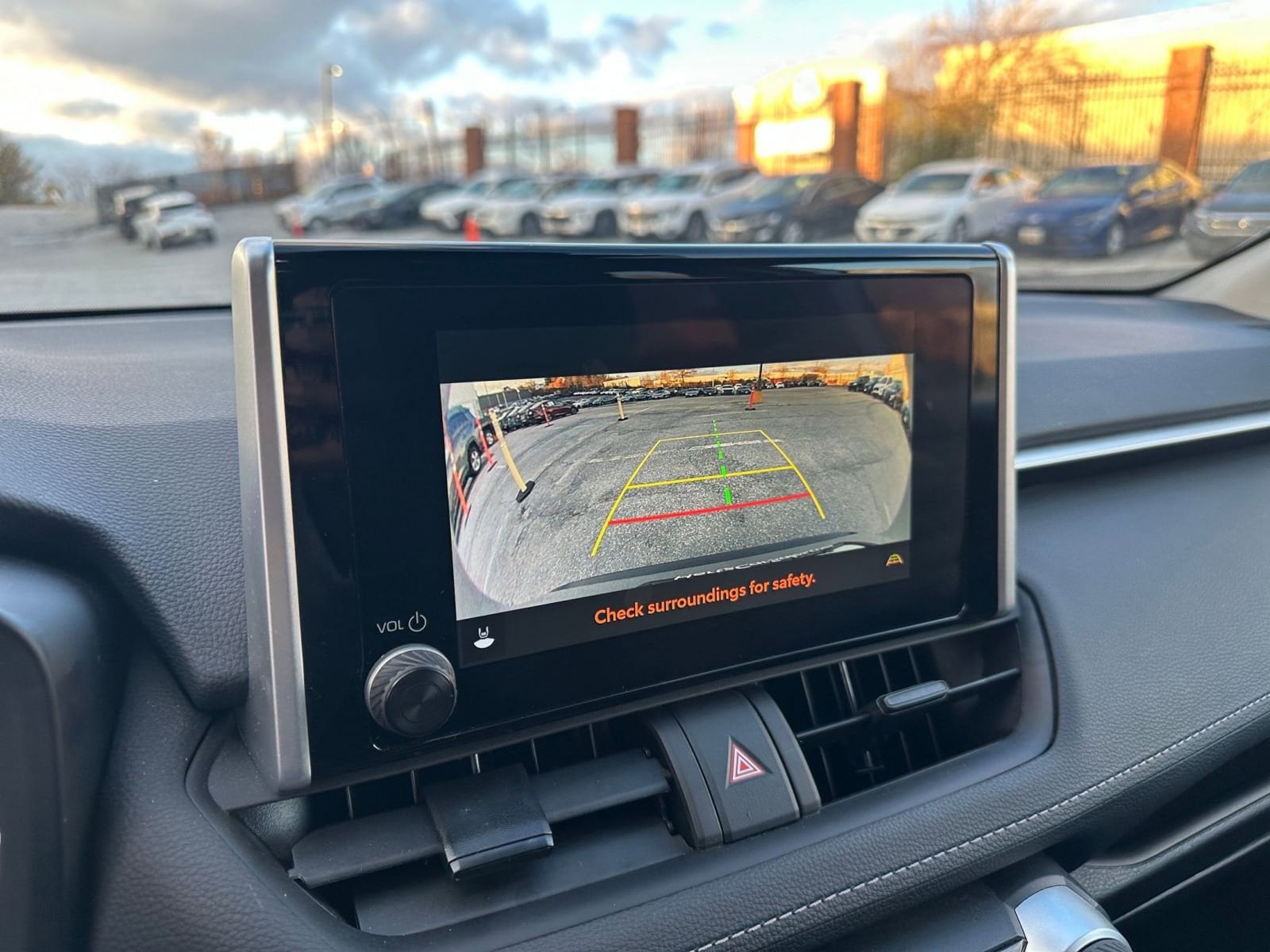 Thumbnail: 2025 Toyota RAV4 - 17