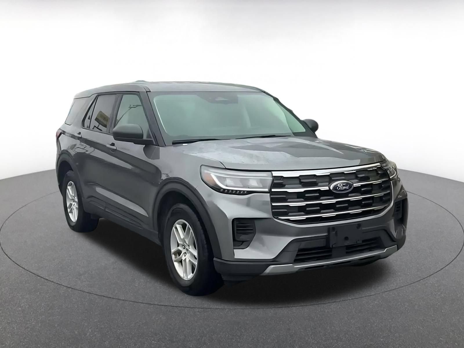 Thumbnail: 2026 Ford Explorer - 3