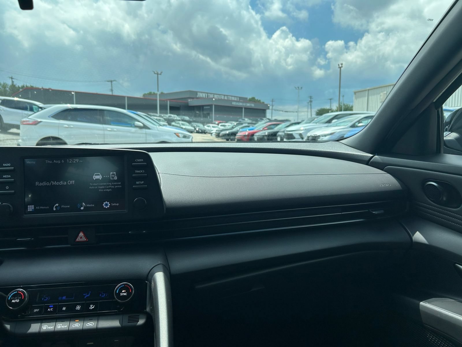 Thumbnail: 2026 Hyundai Elantra - 30