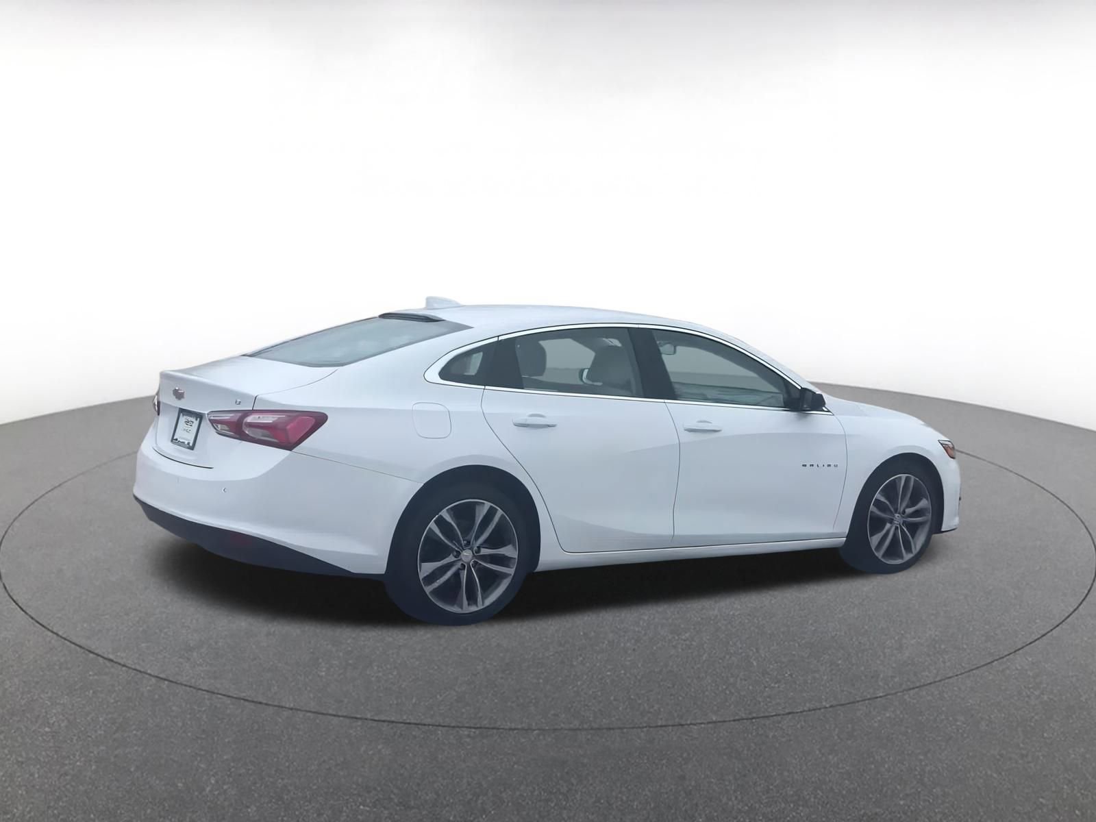 Thumbnail: 2024 Chevrolet Malibu - 15