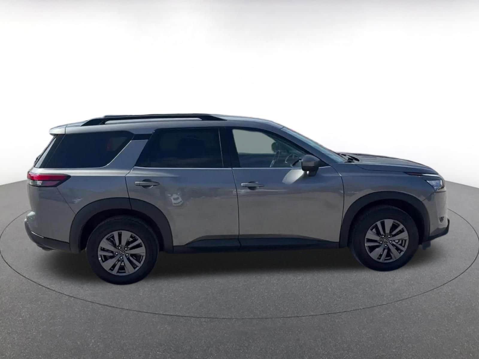 Thumbnail: 2025 Nissan Pathfinder - 16