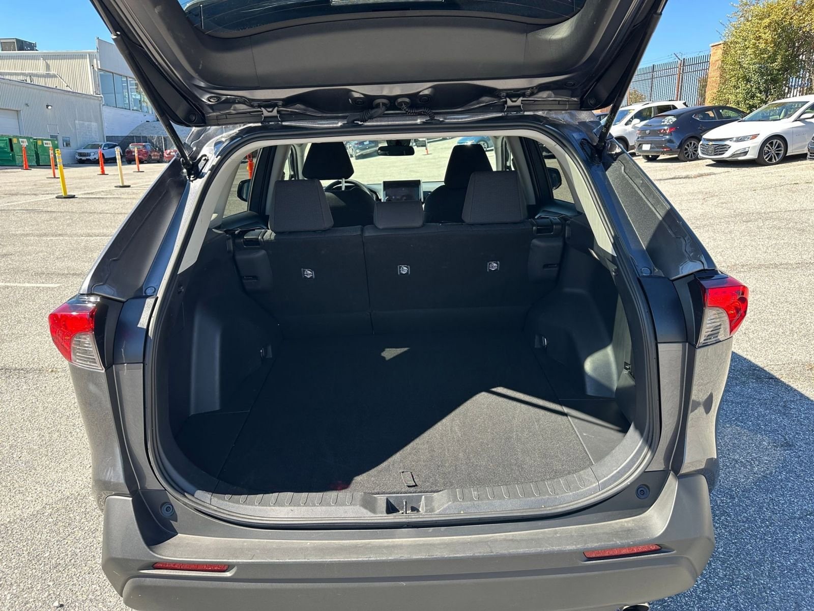 Thumbnail: 2025 Toyota RAV4 - 30