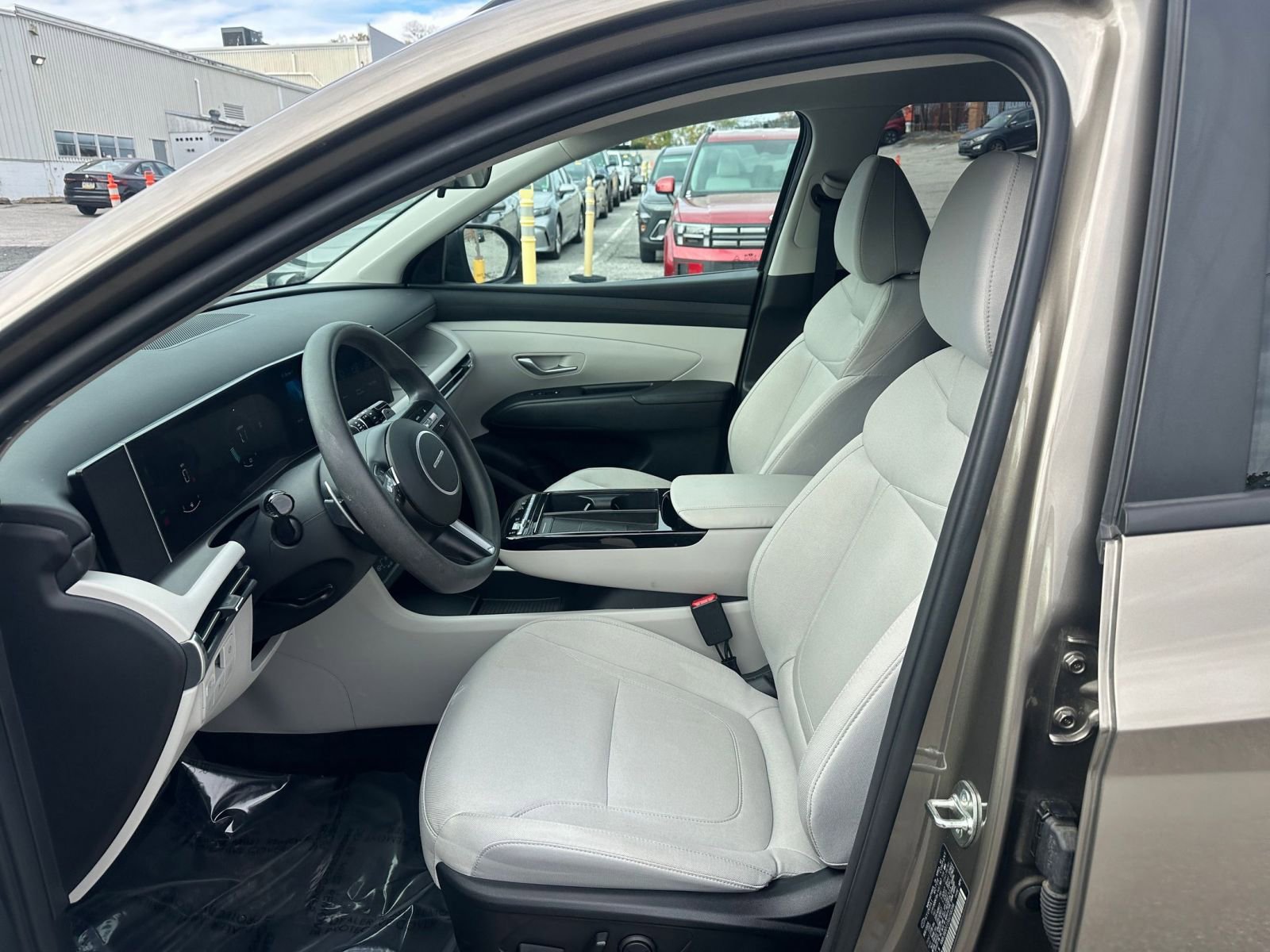 Thumbnail: 2025 Hyundai Tucson - 27