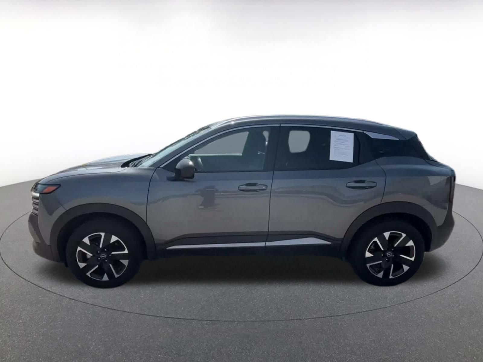 Thumbnail: 2026 Nissan Kicks - 8