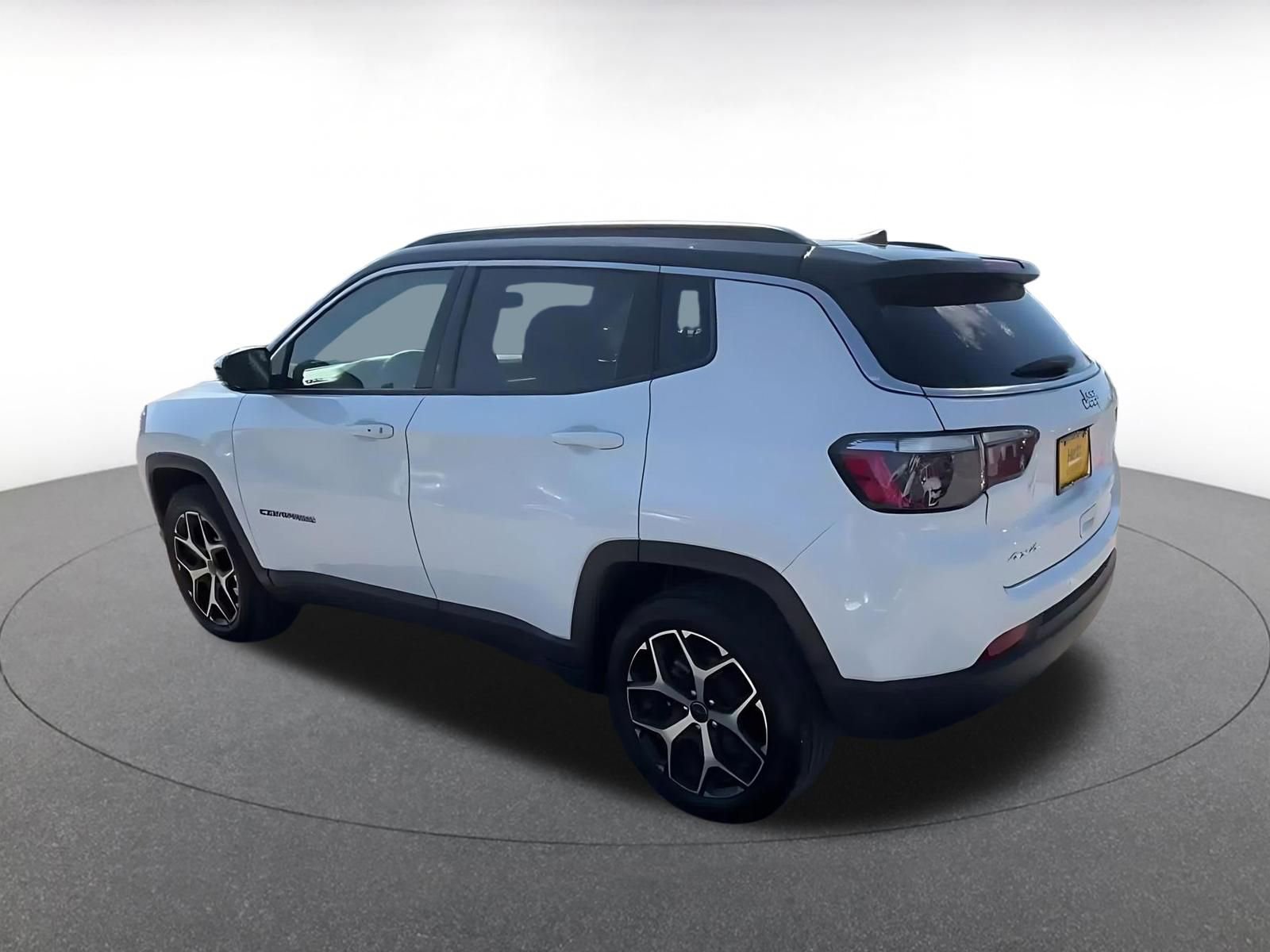 Thumbnail: 2025 Jeep Compass - 10