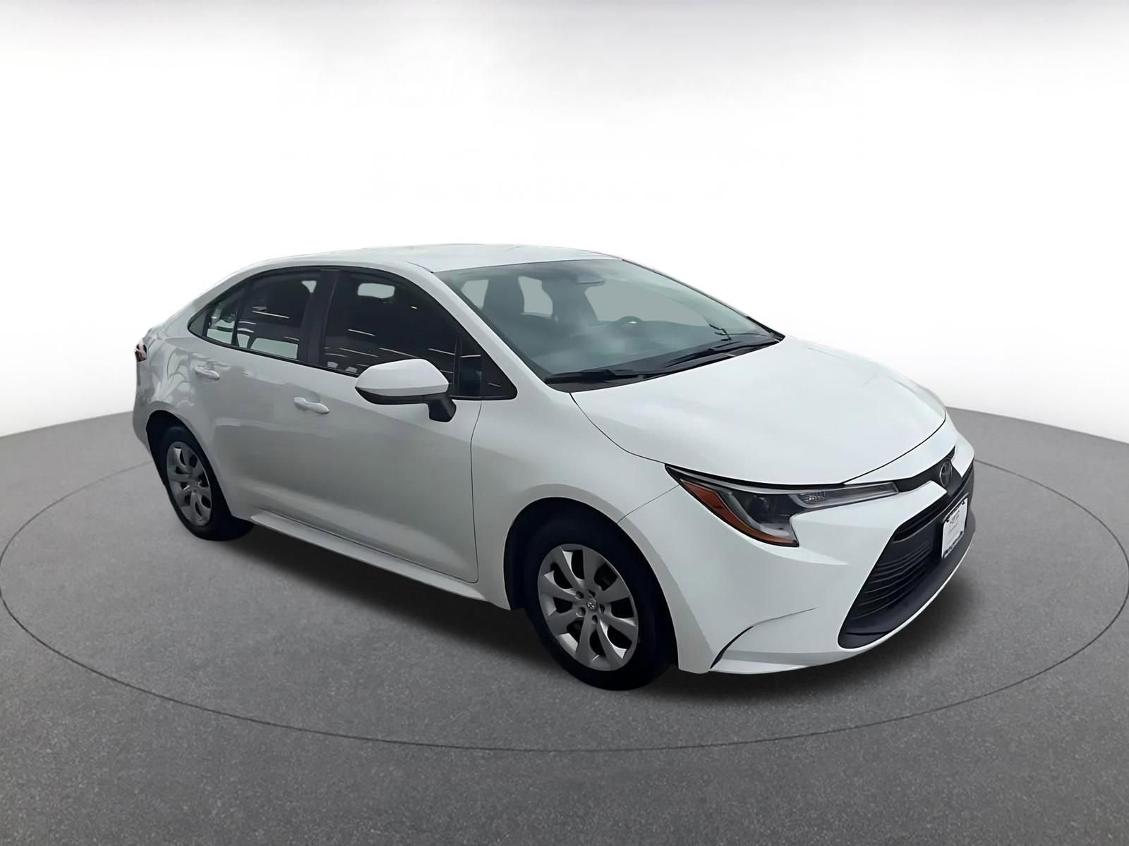 Thumbnail: 2025 Toyota Corolla - 2