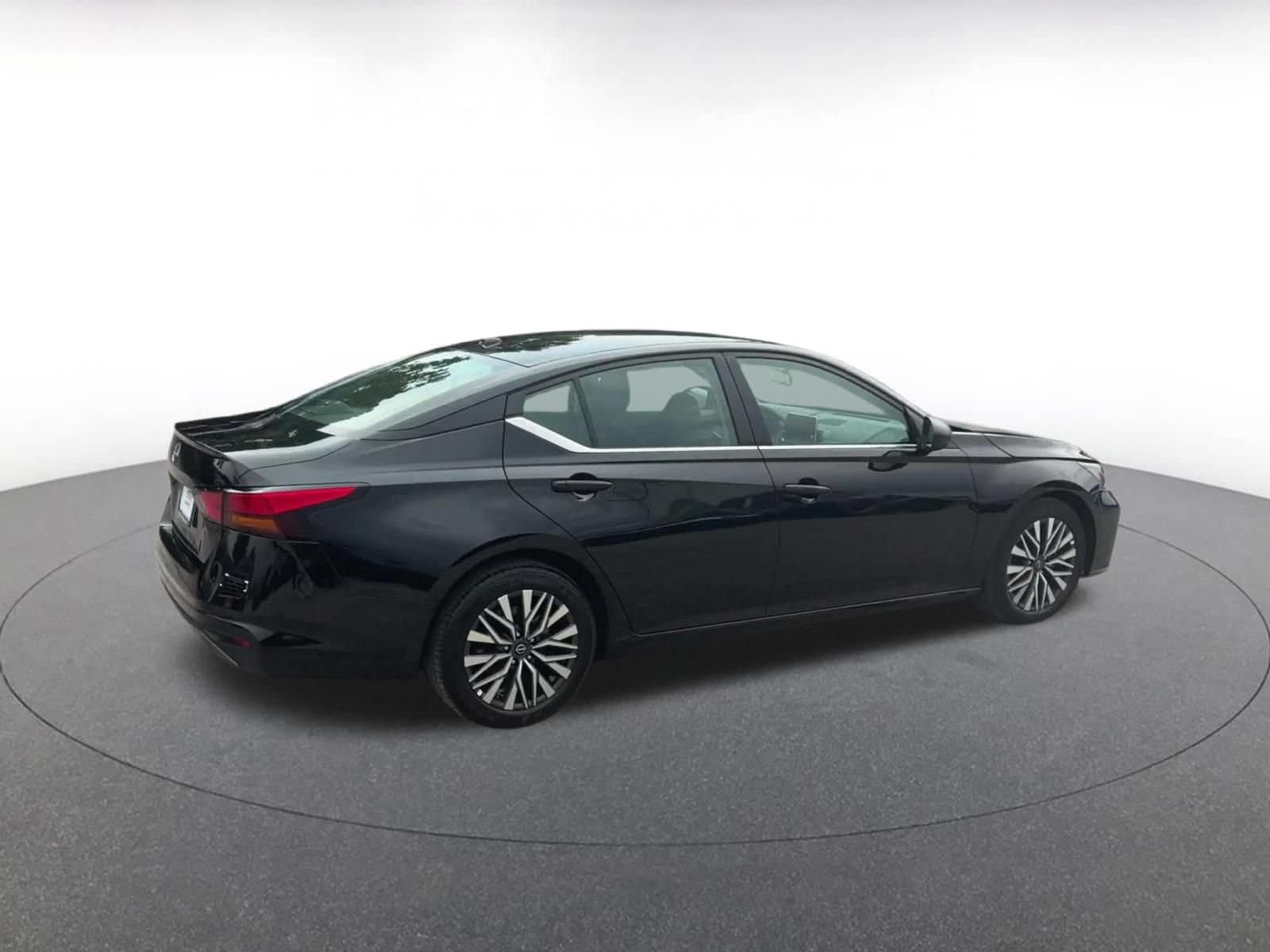 Thumbnail: 2026 Nissan Altima - 14