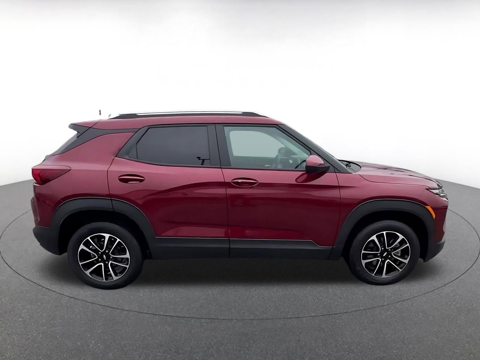 Thumbnail: 2025 Chevrolet TrailBlazer - 16