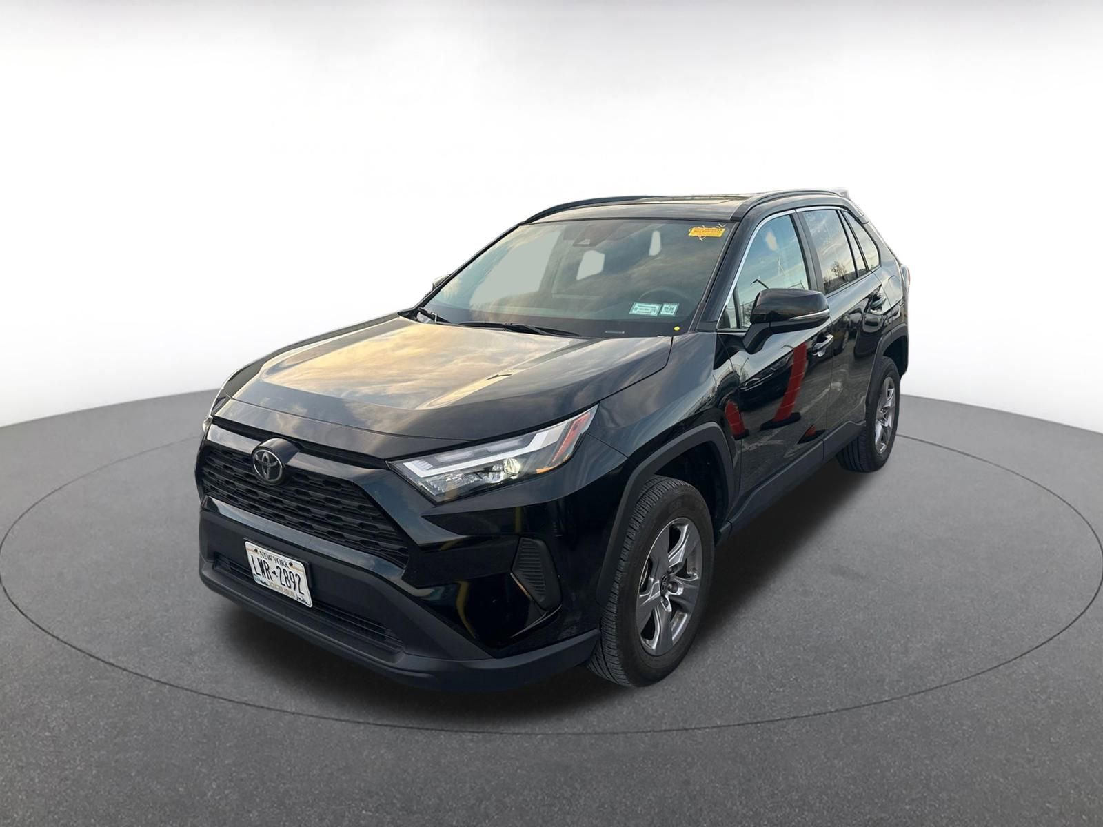 Thumbnail: 2025 Toyota RAV4 - 3