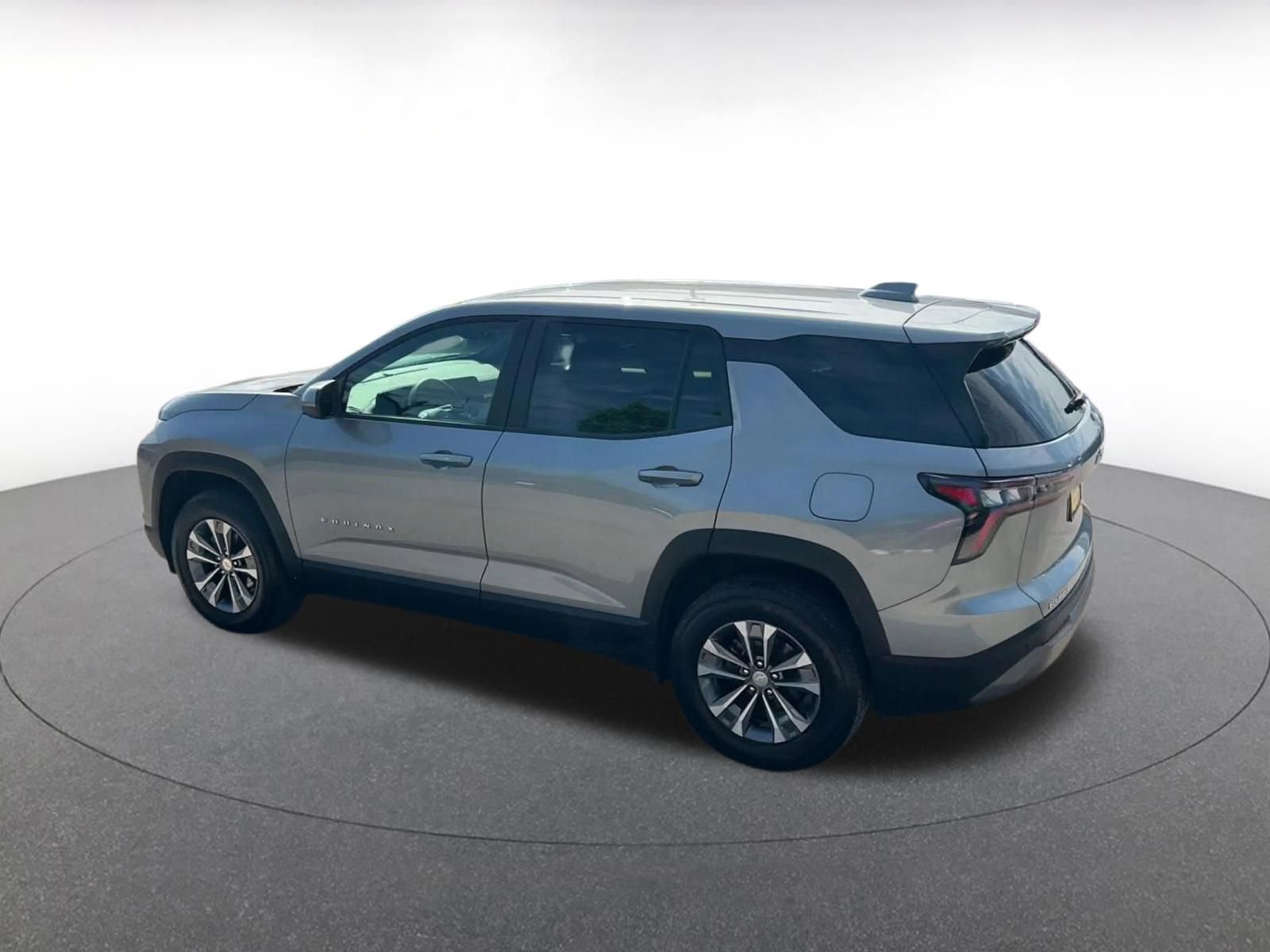 Thumbnail: 2025 Chevrolet Equinox - 10