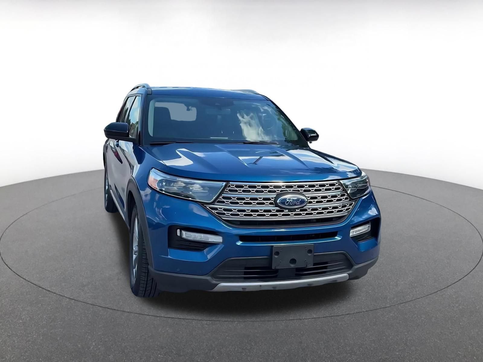 Thumbnail: 2023 Ford Explorer - 3