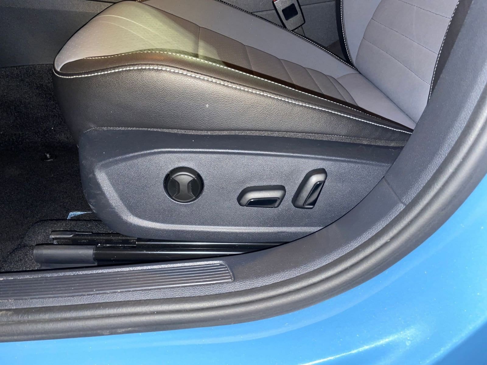 Thumbnail: 2025 Volkswagen Jetta - 23