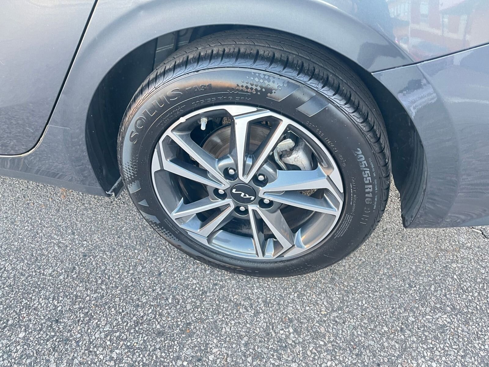 Thumbnail: 2024 Kia Forte - 28