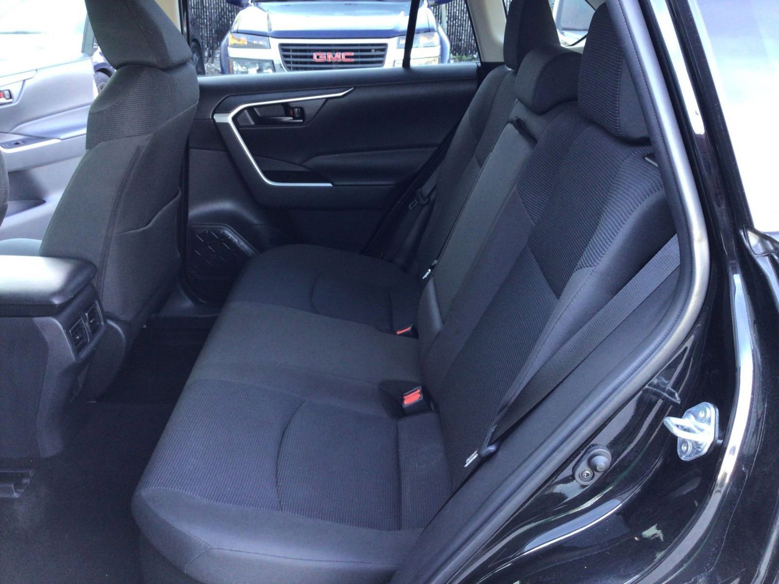 Thumbnail: 2025 Toyota RAV4 - 24