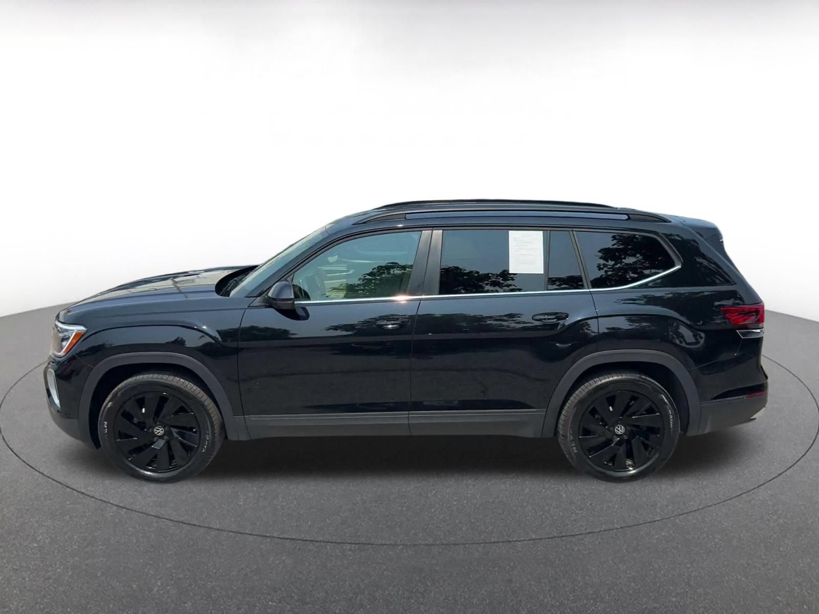 Thumbnail: 2026 Volkswagen Atlas - 8
