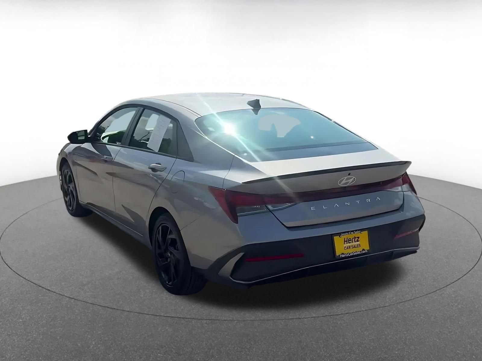 Thumbnail: 2026 Hyundai Elantra - 10
