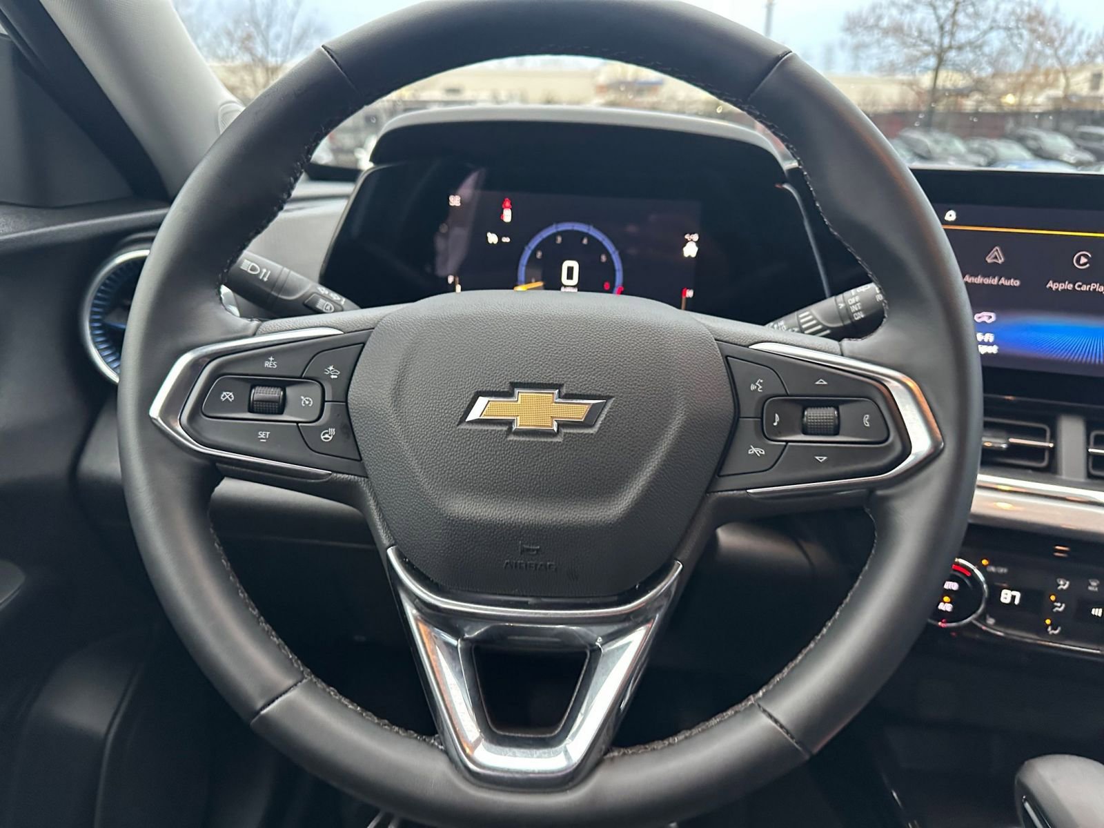 Thumbnail: 2025 Chevrolet Trax - 25