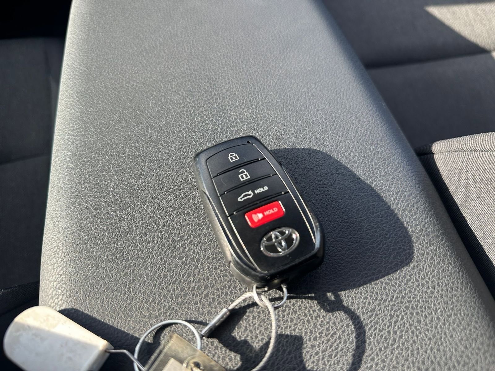 Thumbnail: 2025 Toyota Camry - 22