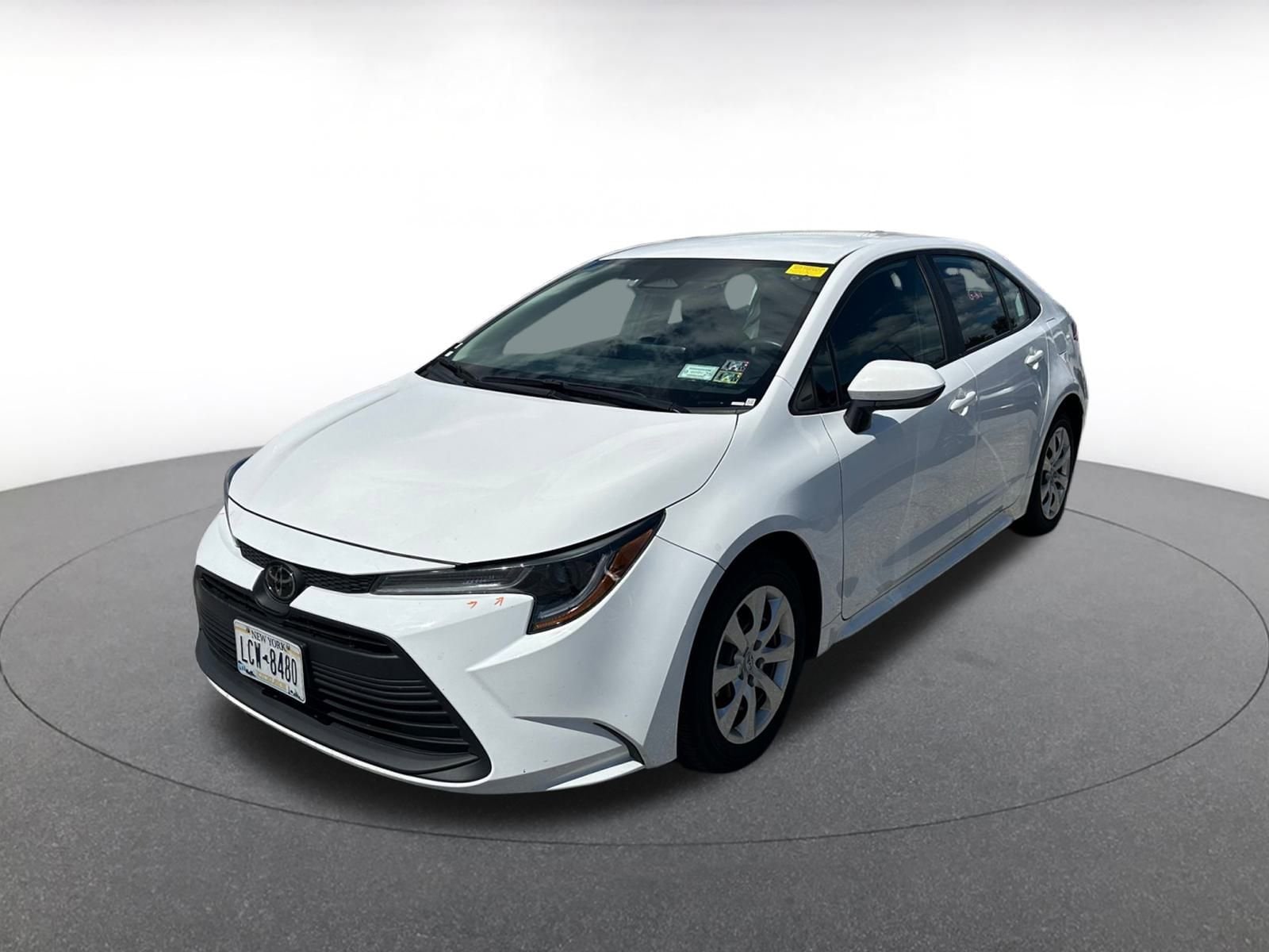 Thumbnail: 2024 Toyota Corolla - 3