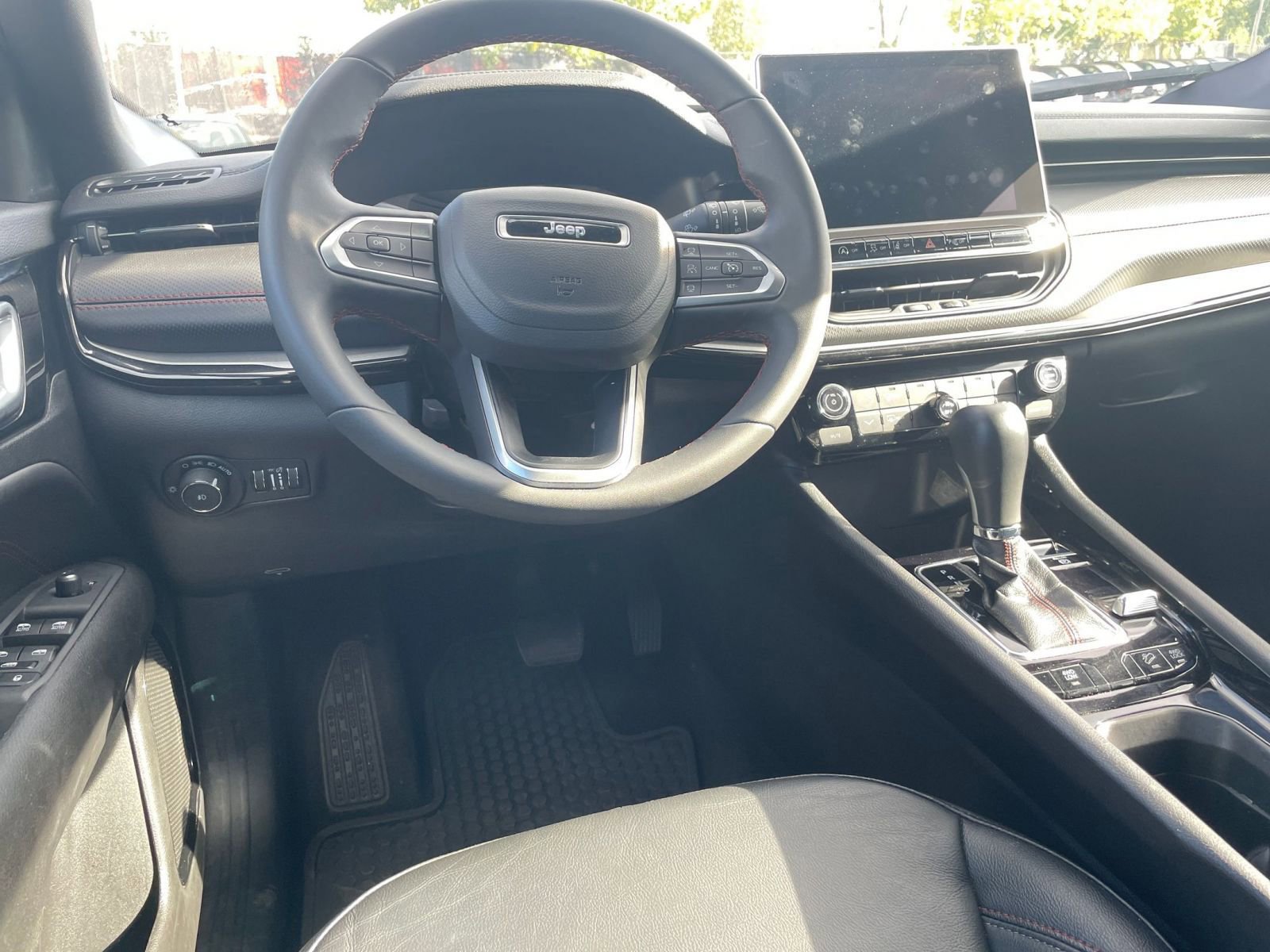 Thumbnail: 2025 Jeep Compass - 33