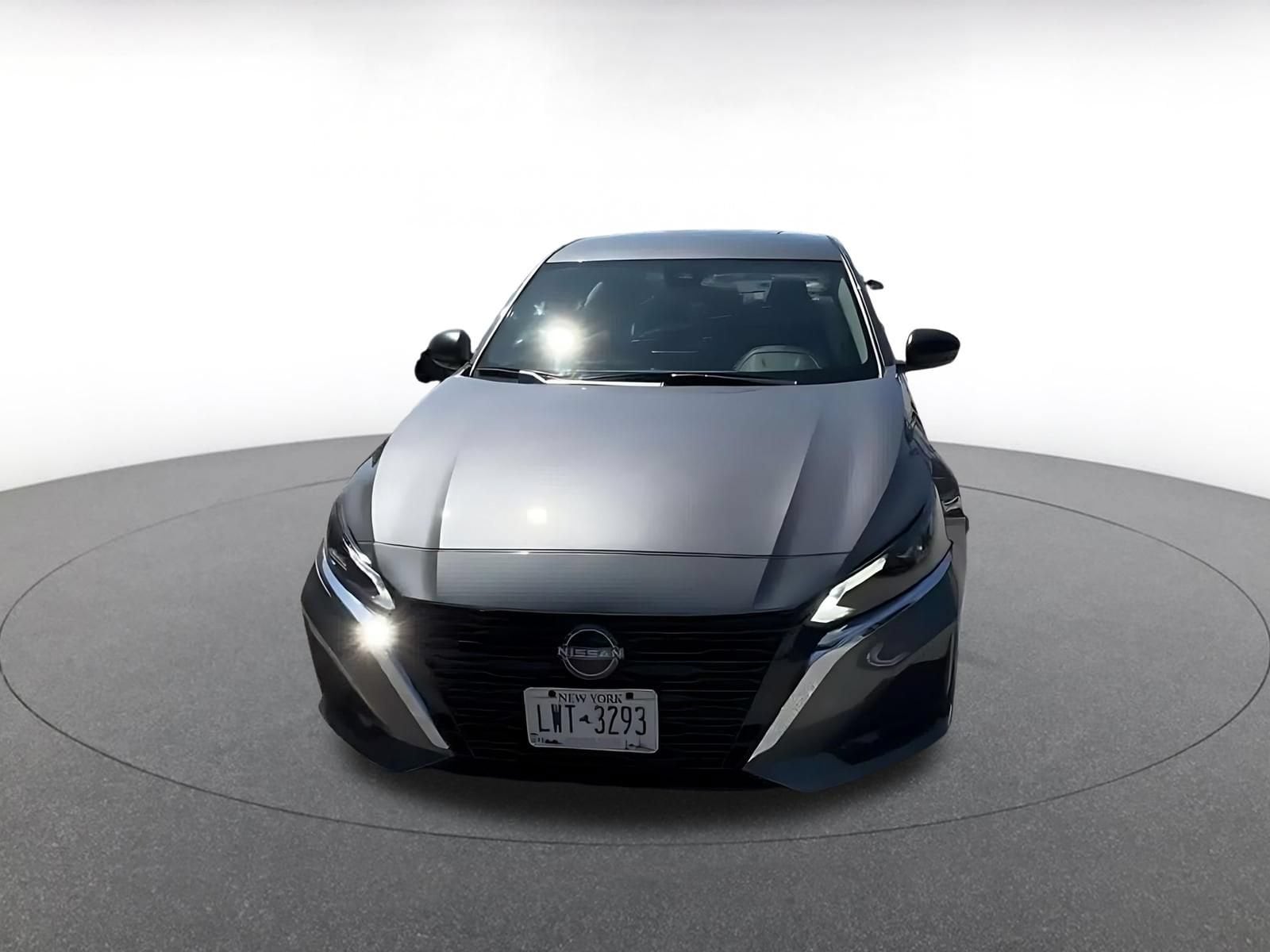 Thumbnail: 2025 Nissan Altima - 4
