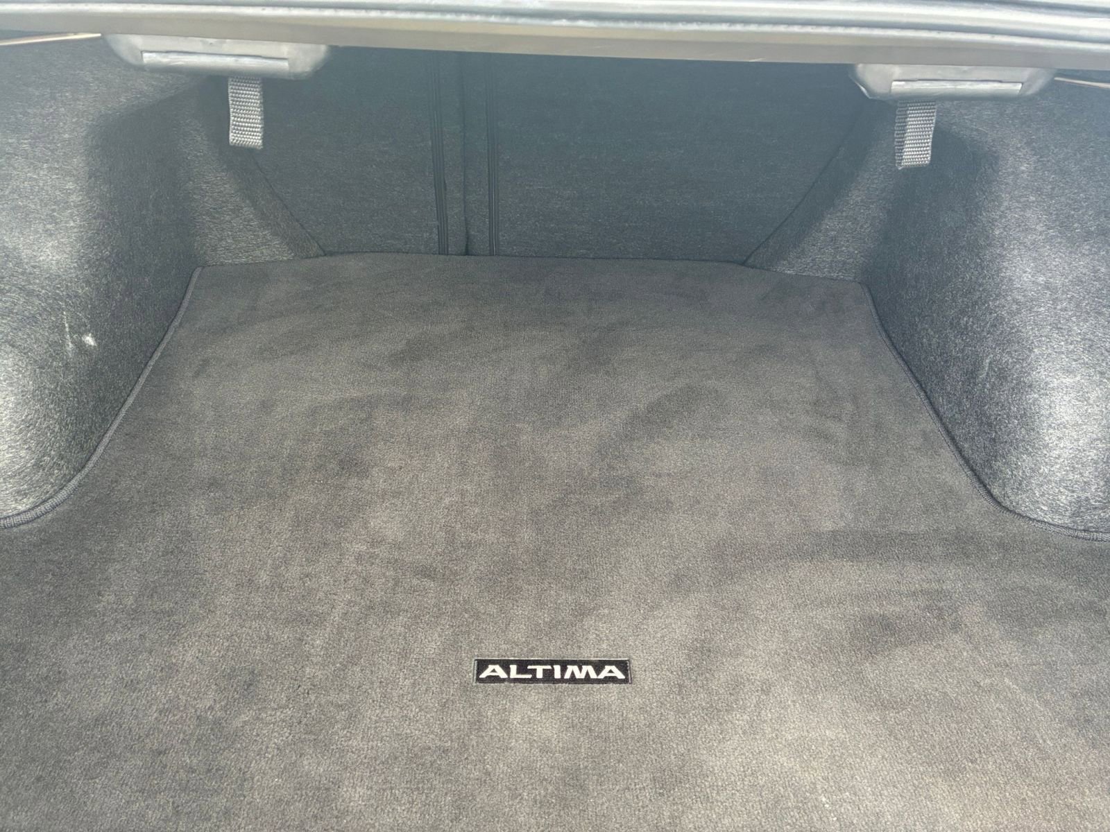 Thumbnail: 2025 Nissan Altima - 25