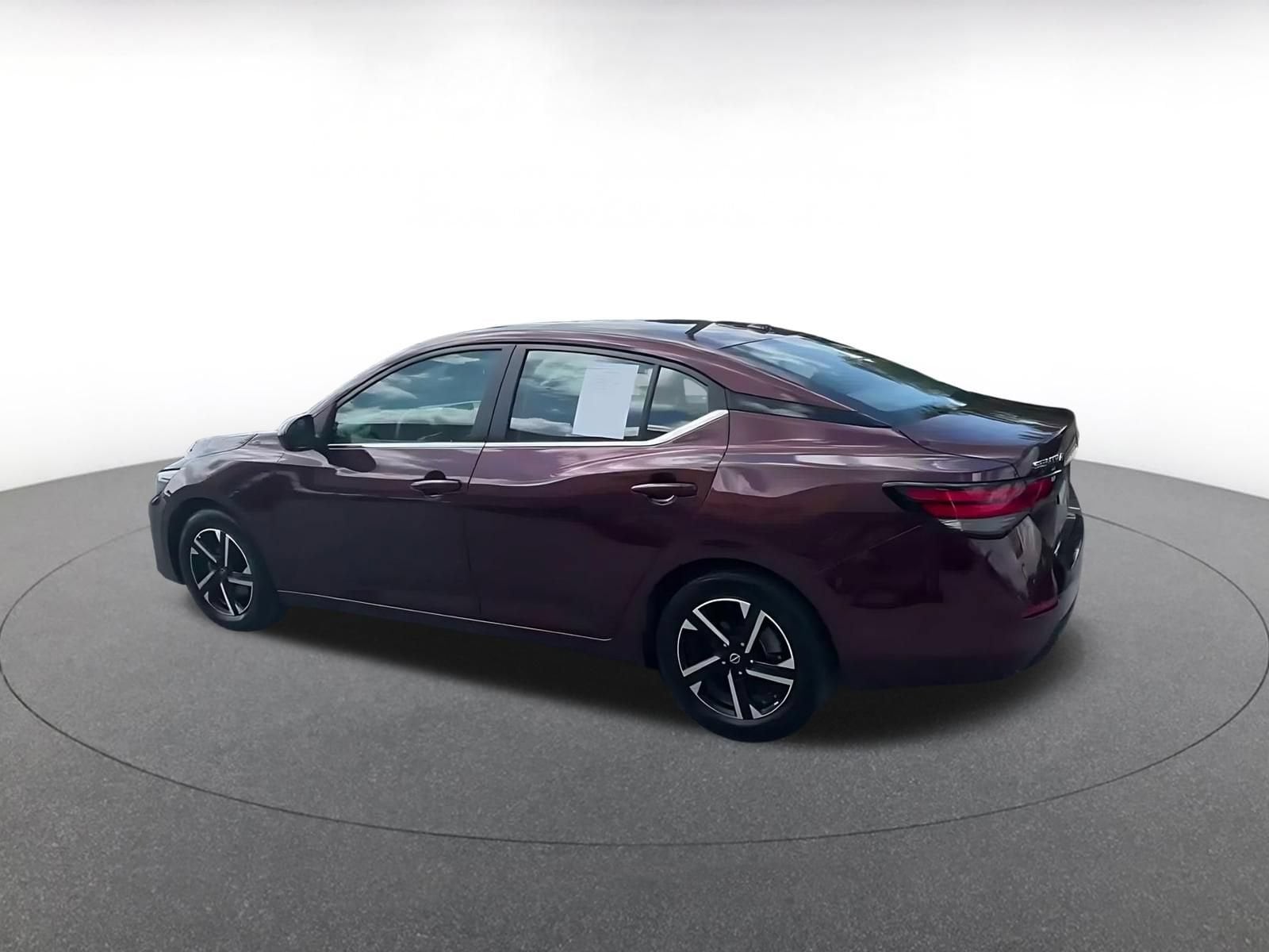 Thumbnail: 2025 Nissan Sentra - 10