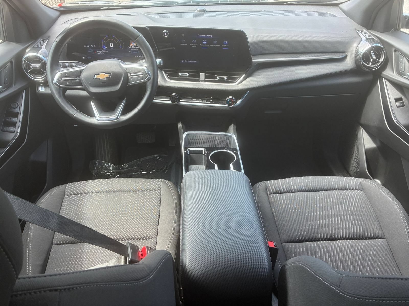 Thumbnail: 2025 Chevrolet Equinox - 23
