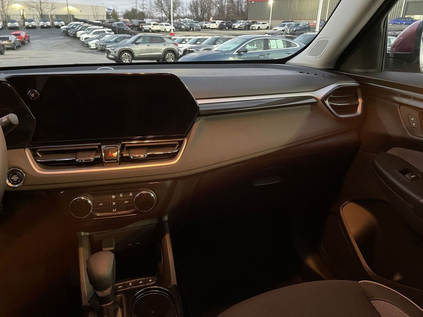 Thumbnail: 2025 Chevrolet TrailBlazer - 33