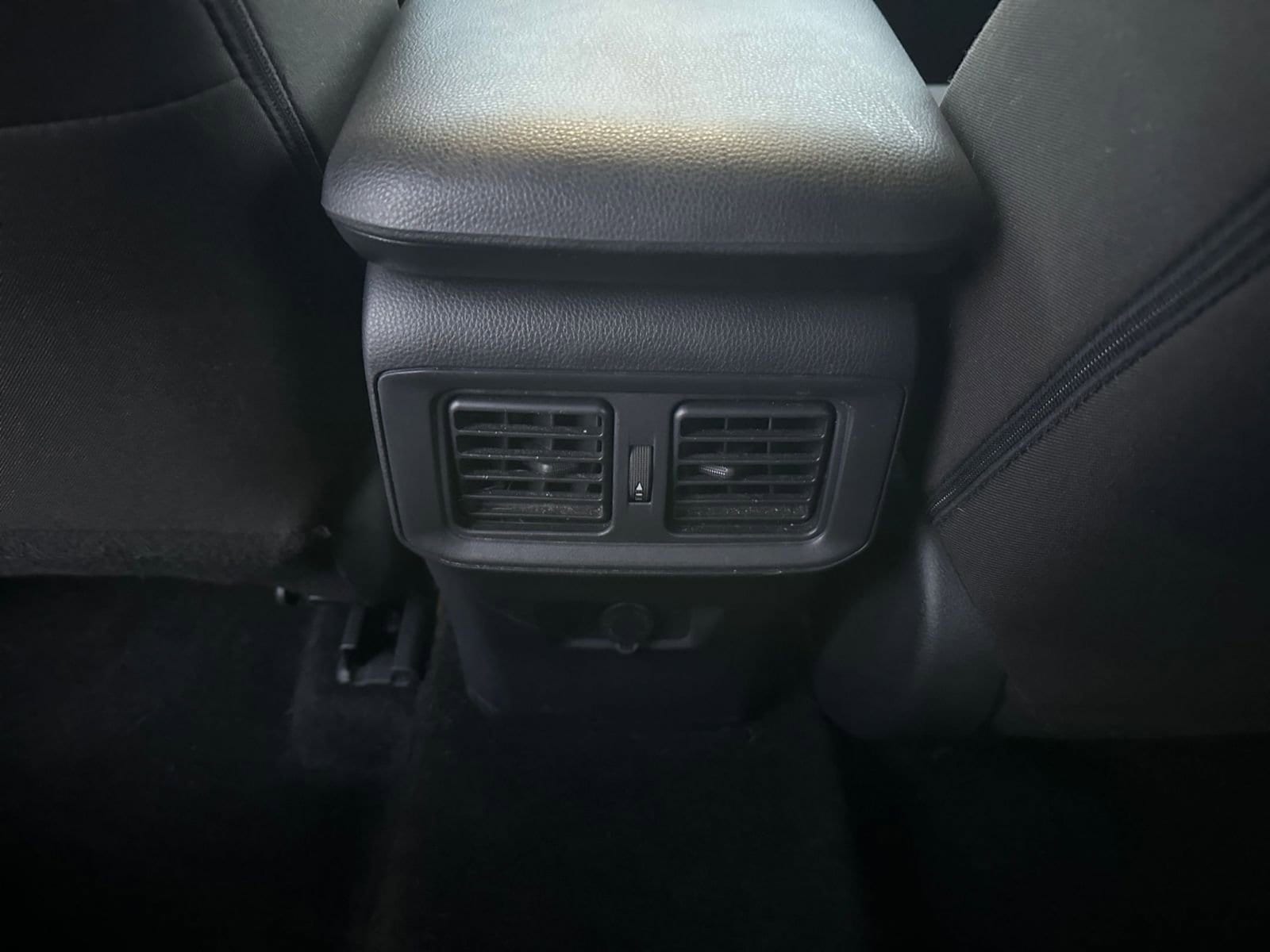 Thumbnail: 2025 Toyota RAV4 - 23