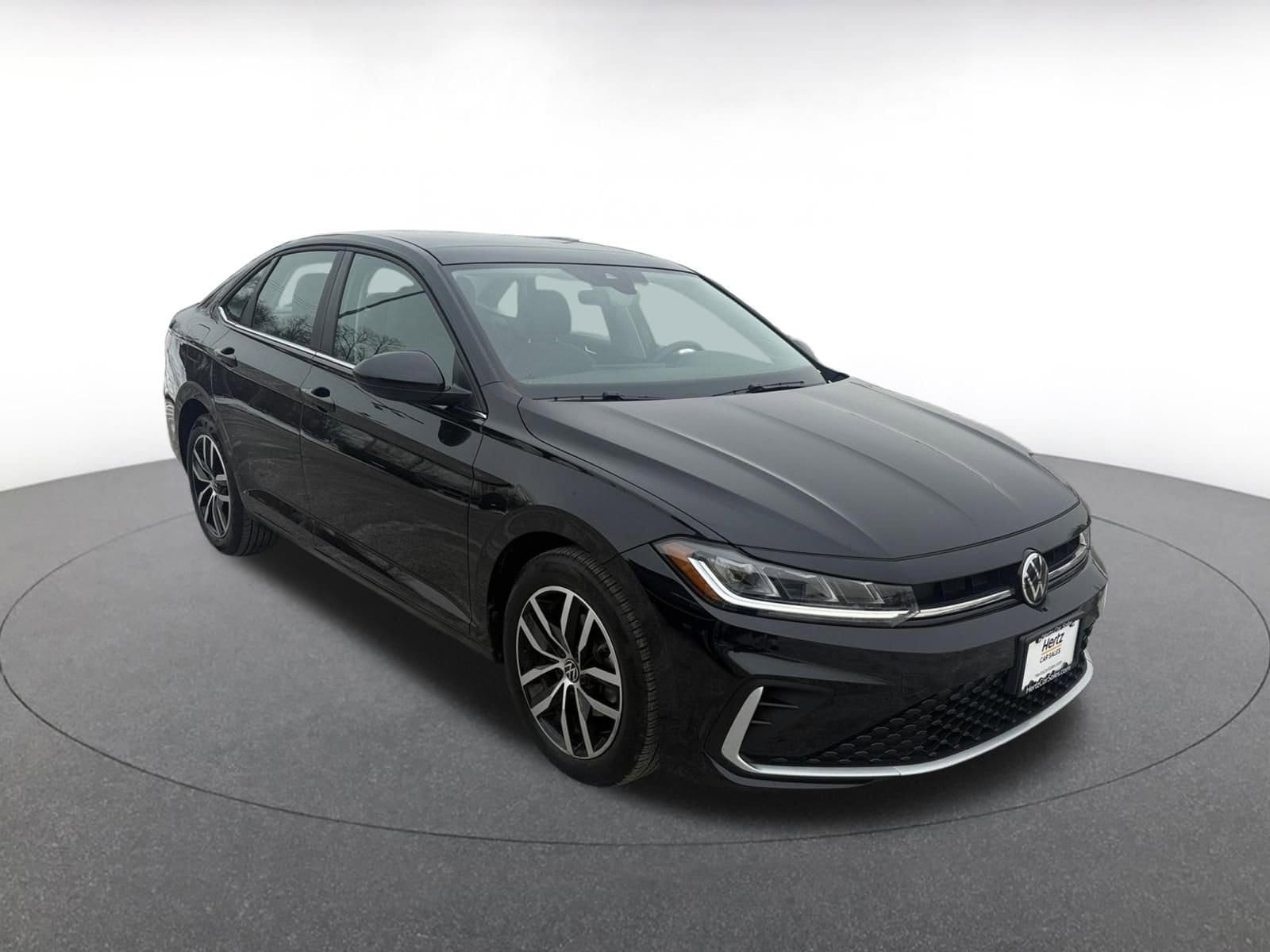 Thumbnail: 2025 Volkswagen Jetta - 1