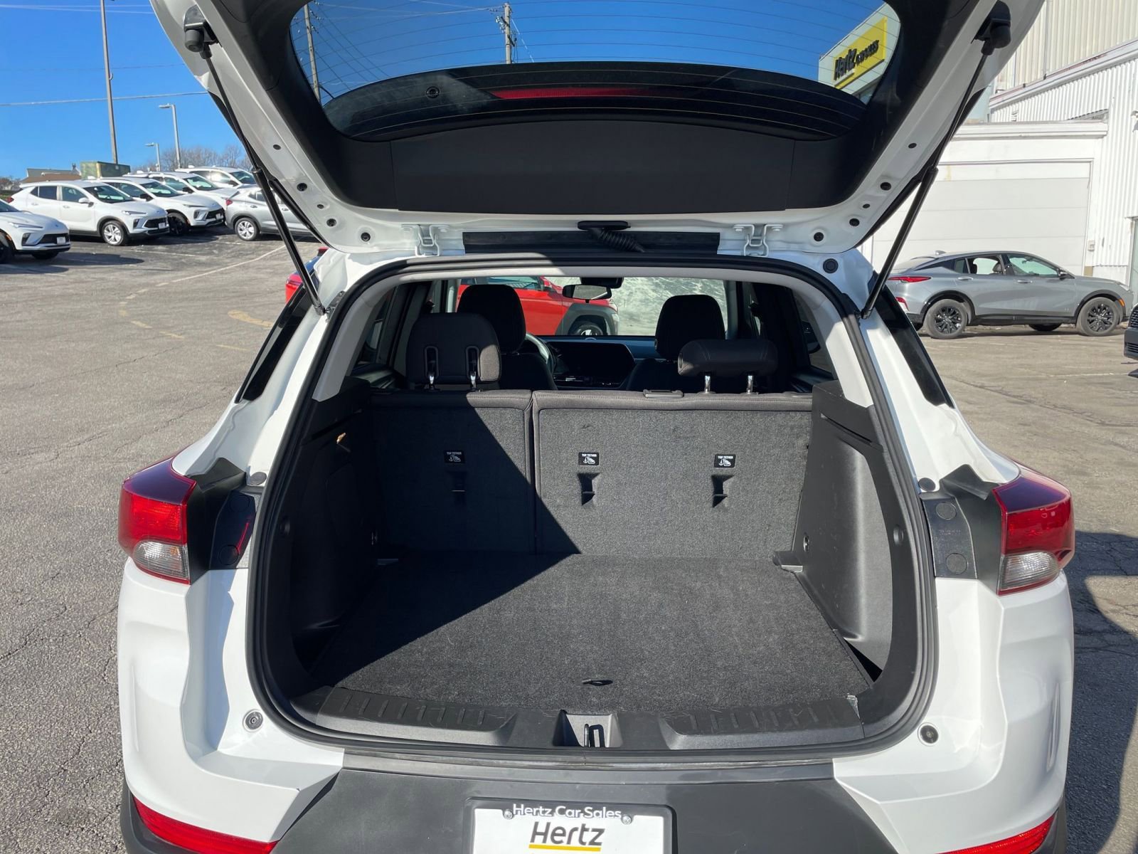 Thumbnail: 2025 Chevrolet TrailBlazer - 29