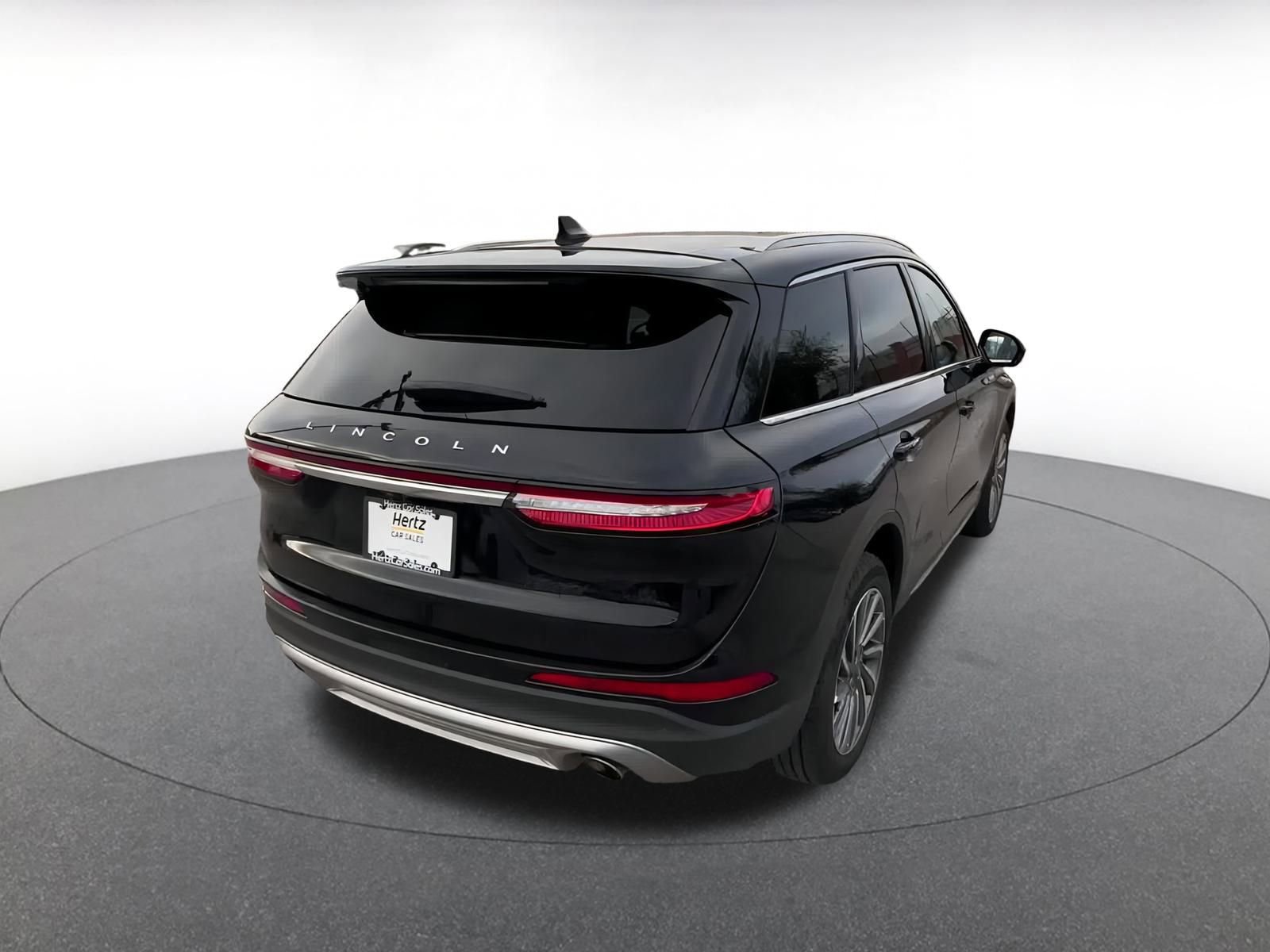 Thumbnail: 2024 Lincoln Corsair - 14