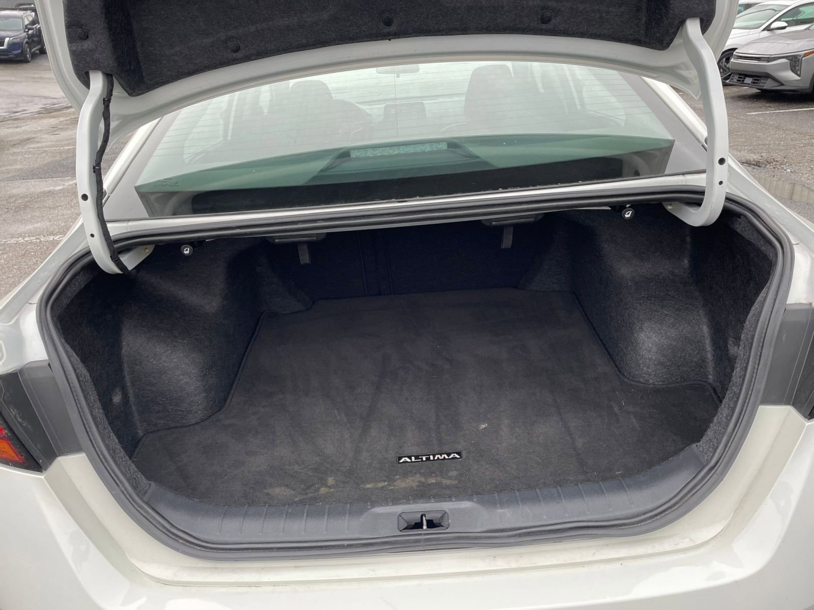 Thumbnail: 2025 Nissan Altima - 30