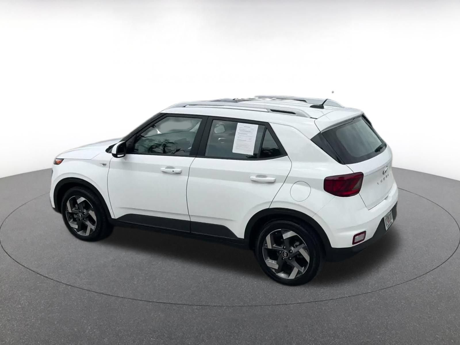Thumbnail: 2026 Hyundai Venue - 10