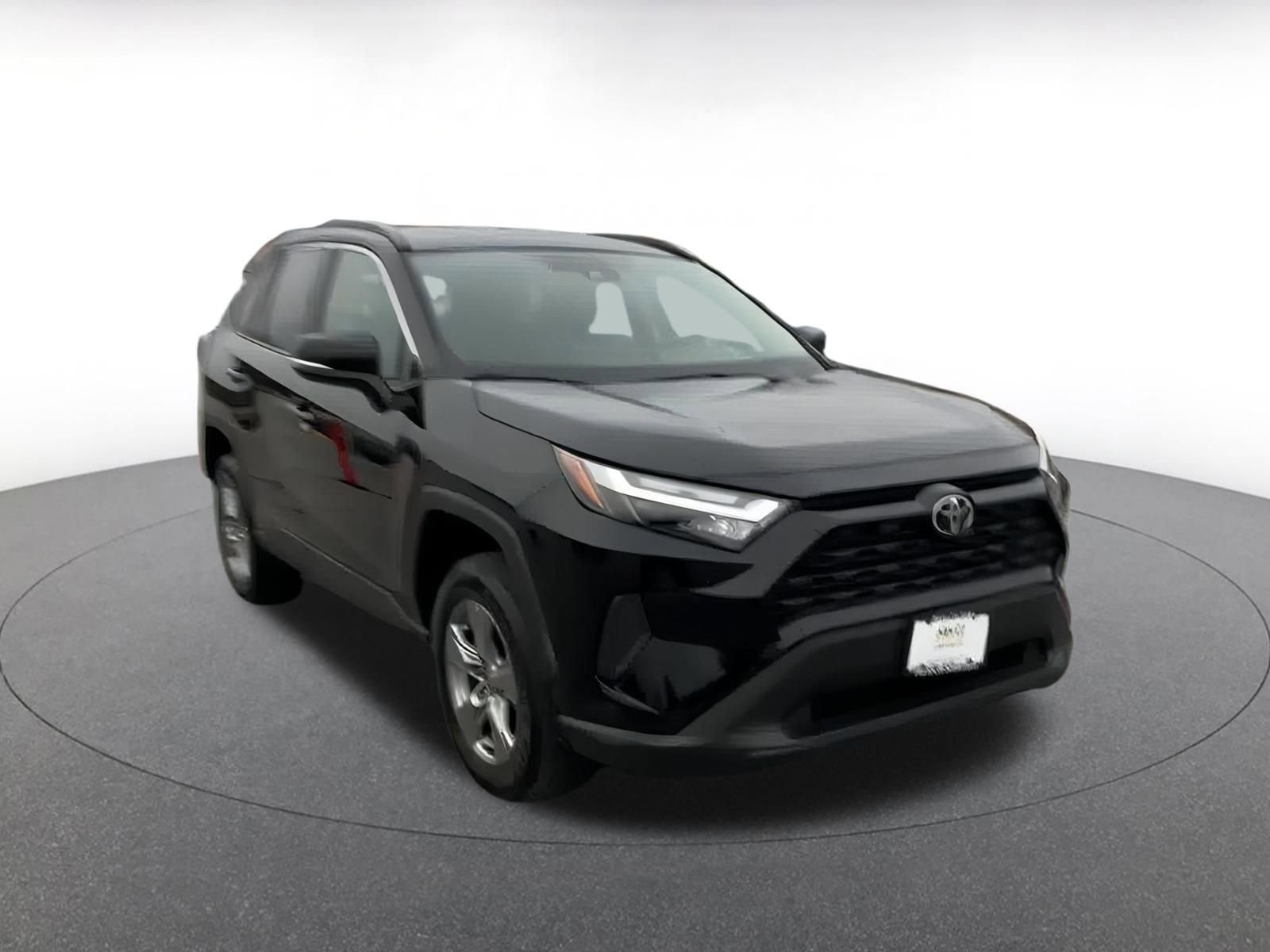 Thumbnail: 2025 Toyota RAV4 - 3